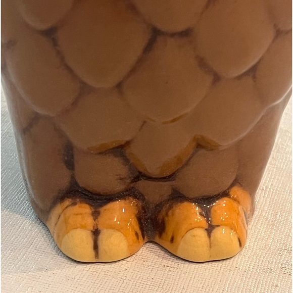 Sold Vintage ceramic orange and brown big eyed owl figurine. Super cute! - Picture 3 of 7